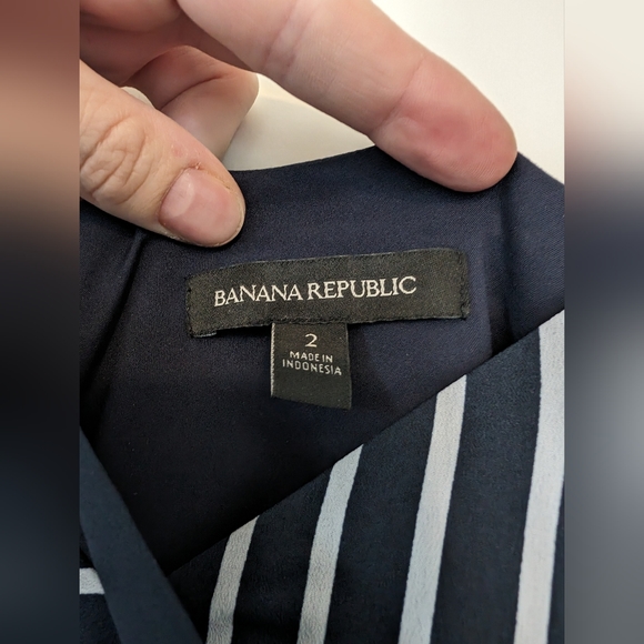 Banana Republic Navy White Striped Handkerchief Hem Dress - Size 2 - Picture 5 of 6